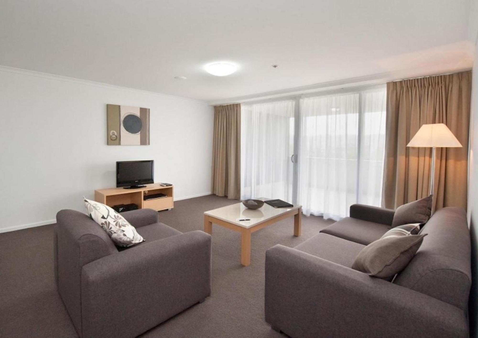 Edge Apartment Hotel Рокхемптън Екстериор снимка