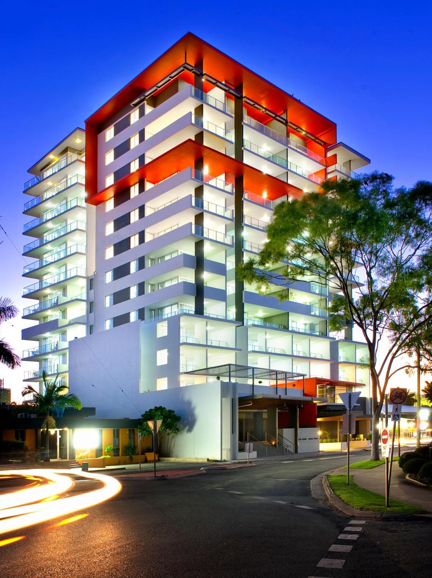 Edge Apartment Hotel Рокхемптън Екстериор снимка