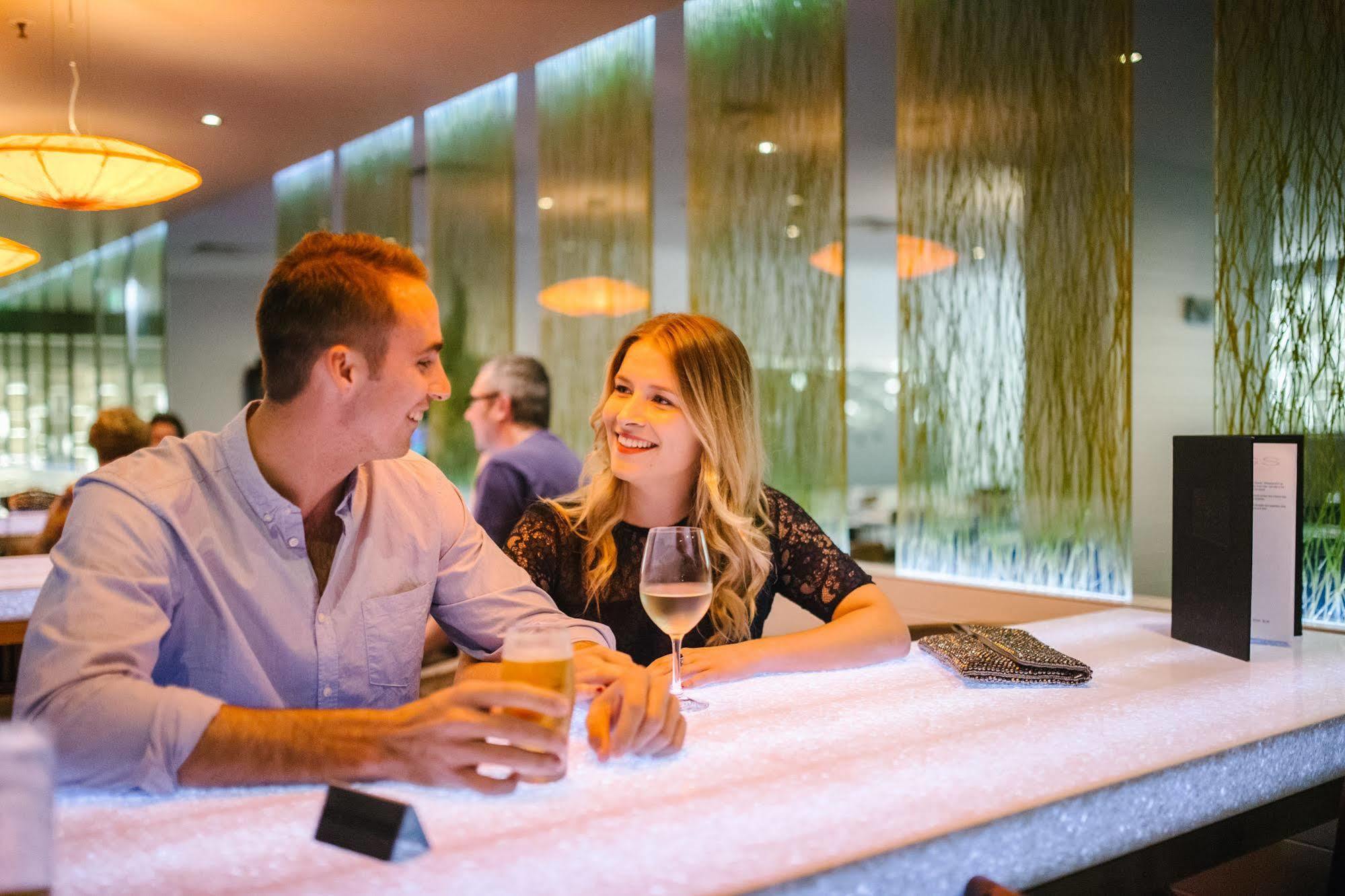 Edge Apartment Hotel Рокхемптън Екстериор снимка